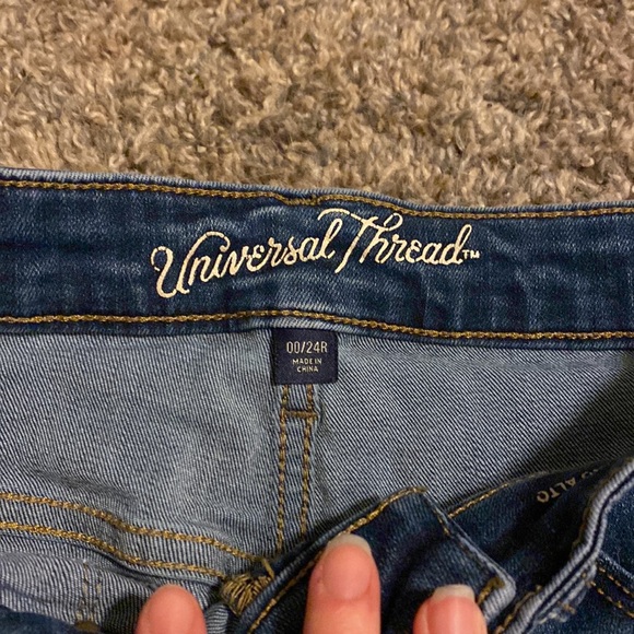 SELLING - Picture 5 of 5